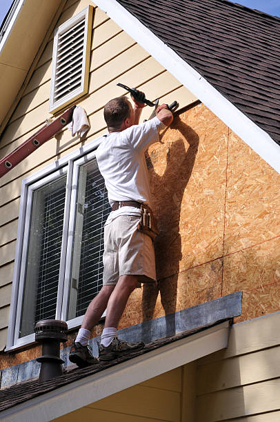 How To Choose The Right Materials for Your Siding Installation in 'Loudonville, OH